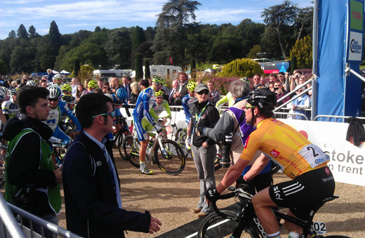 cav-rides-to-startline